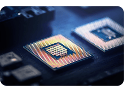 Close em um processador sobre a placa-mãe