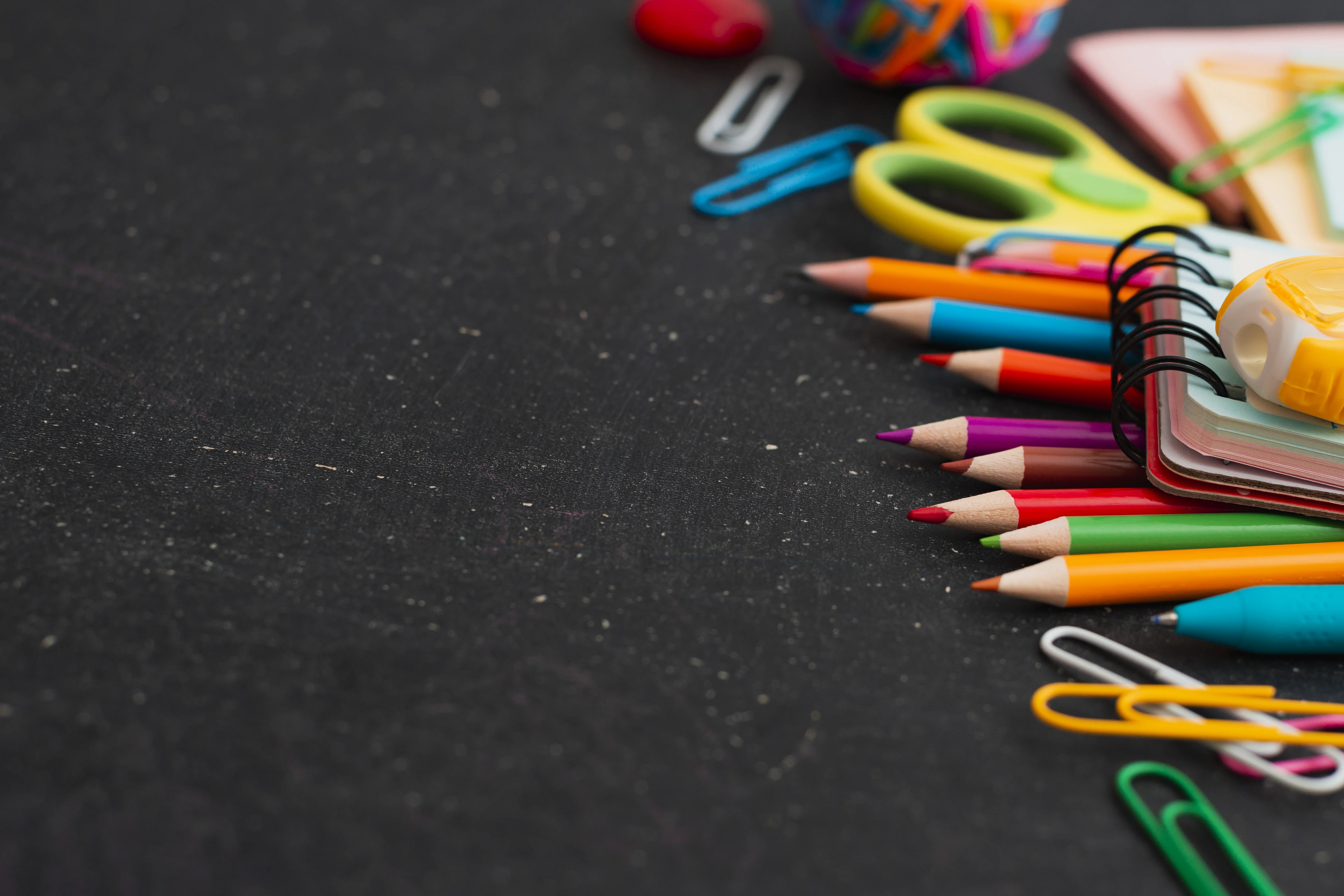 Oportunidades em materiais escolares