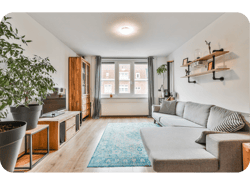 Sala de estar aconchegante de um apartamento moderno